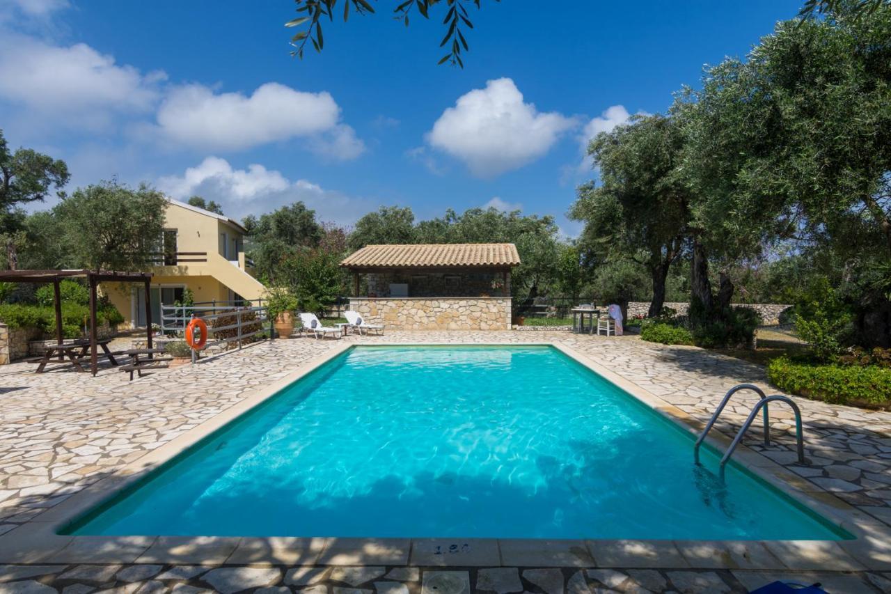 Villa Elaia Suites & Apartments No.7 ガイオス エクステリア 写真