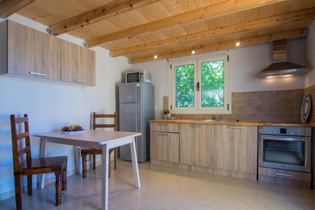 Villa Elaia Suites & Apartments No.7 ガイオス エクステリア 写真